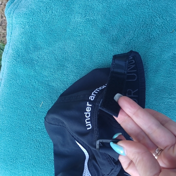 Under Armour women's adjustable hat color black size os - Picture 9 of 10